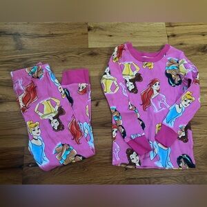 Toddler 5 T PJ’S mickey and princesses 2 sets